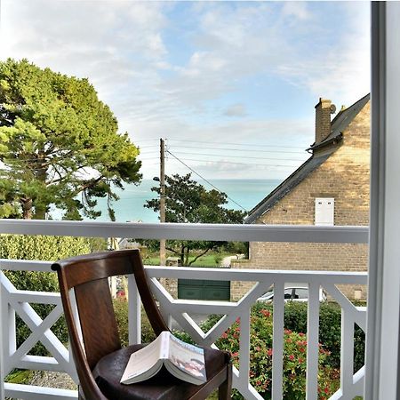 La Brise Cancalaise - Maison Typique Avec Vue Mer Cancale Bagian luar foto