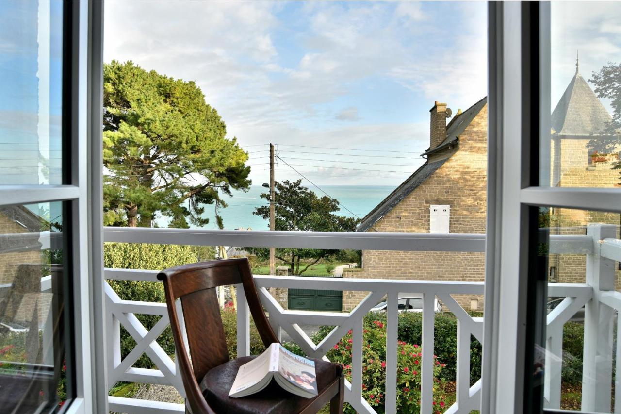 La Brise Cancalaise - Maison Typique Avec Vue Mer Cancale Bagian luar foto