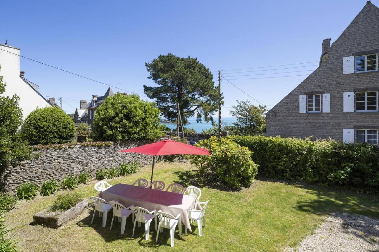 La Brise Cancalaise - Maison Typique Avec Vue Mer Cancale Bagian luar foto